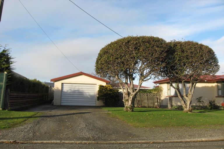 Photo of property in 8 Hunt Street, Waikiwi, Invercargill, 9810