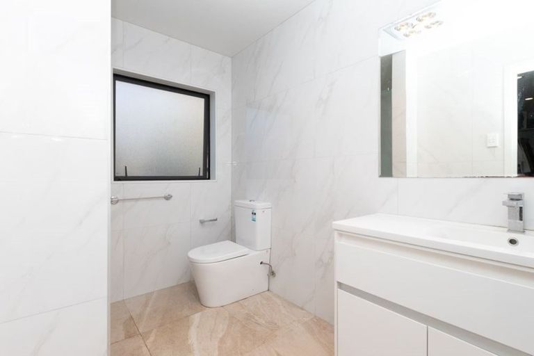 Photo of property in 70a Nevada Road, Silverdale, Hamilton, 3216