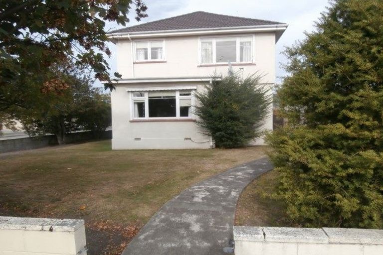 Photo of property in 2 Highgate Avenue, Merivale, Christchurch, 8014