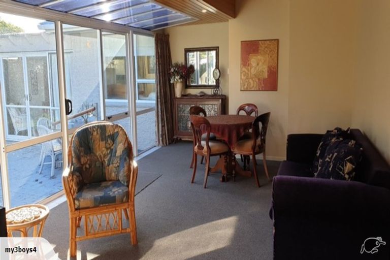 Photo of property in 30 Malta Crescent, South New Brighton, Christchurch, 8062