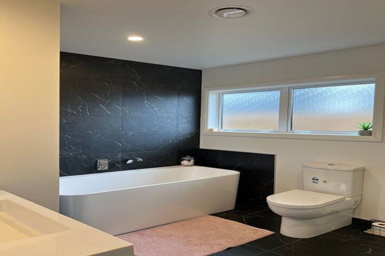 Photo of property in 95b Linton Street, West End, Palmerston North, 4410