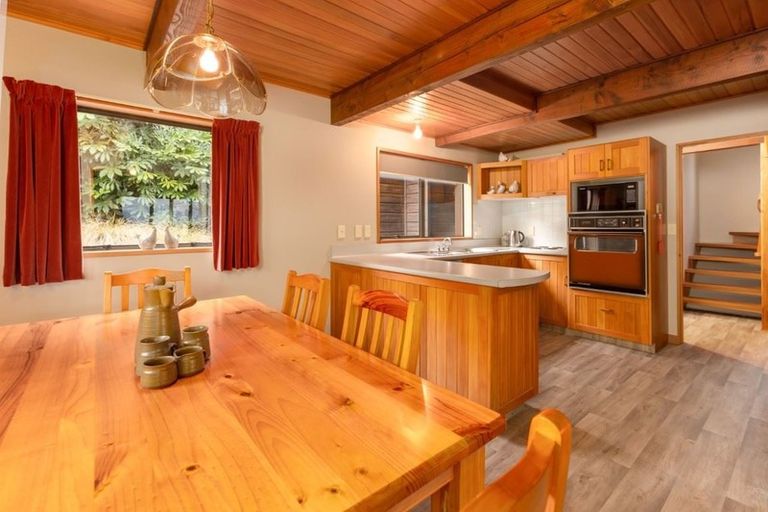Photo of property in 10 Settlers Hill, Akaroa, 7520