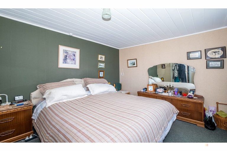 Photo of property in 39 Rhodes Street, Waimate, 7924