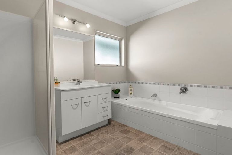 Photo of property in 10a Whitaker Street, Otumoetai, Tauranga, 3110