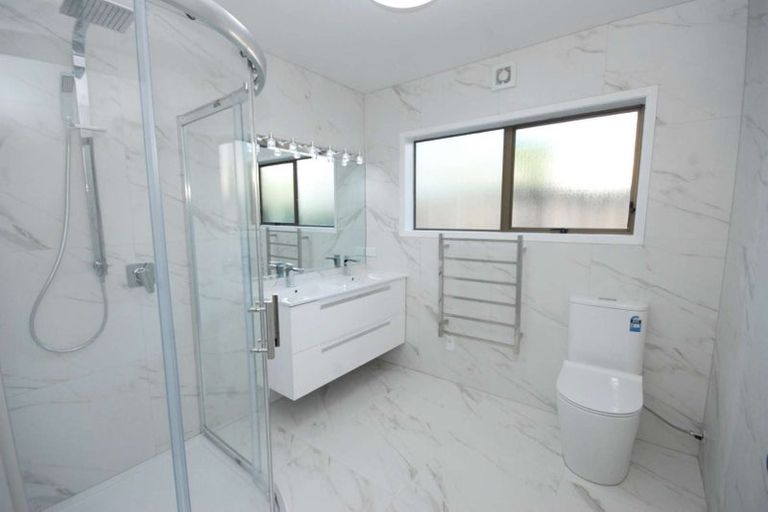 Photo of property in 1/99 Kowhai Road, Mairangi Bay, Auckland, 0630