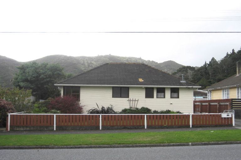 Photo of property in 123 Rata Street, Naenae, Lower Hutt, 5011
