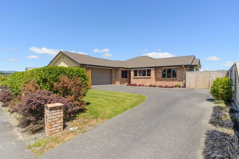 Photo of property in 7 Silkwood Place, Fitzherbert, Palmerston North, 4410