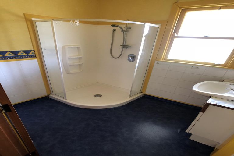 Photo of property in 42 Huxley Road, Outer Kaiti, Gisborne, 4010