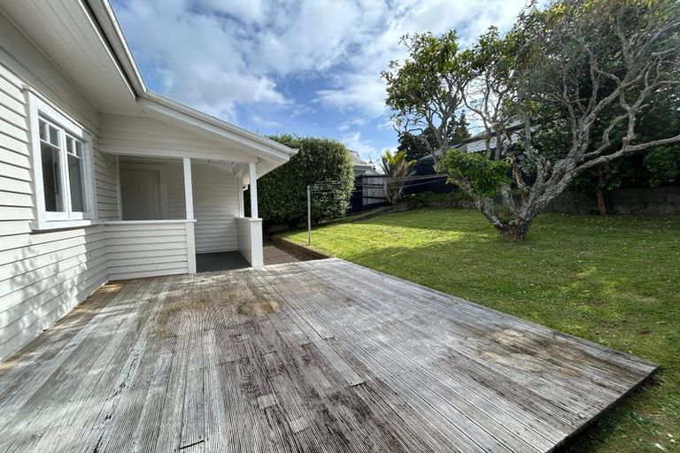Photo of property in 41 Hillsborough Road, Hillsborough, Auckland, 1042