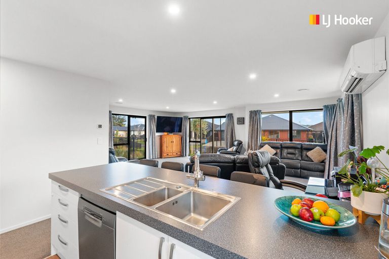 Photo of property in 39 Owhiro Avenue, Mosgiel, 9024