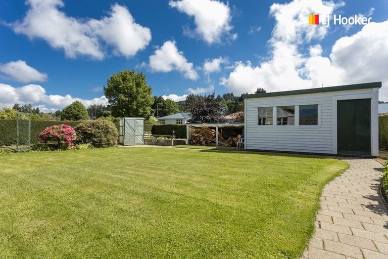 Photo of property in 38 Balmain Street, Halfway Bush, Dunedin, 9010