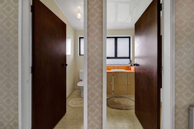 Photo of property in 1c Rossiter Crescent, Lynmouth, New Plymouth, 4310