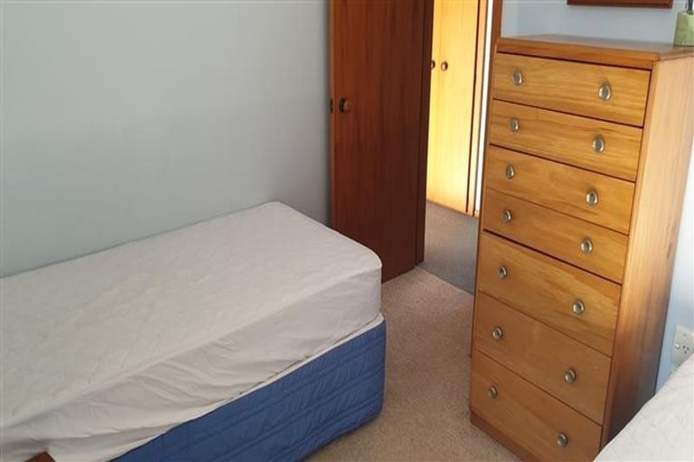 Photo of property in 152 Beacon Point Road, Wanaka, 9305