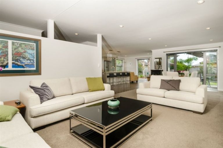 Photo of property in 9 Maple Lane, Huapai, Kumeu, 0810