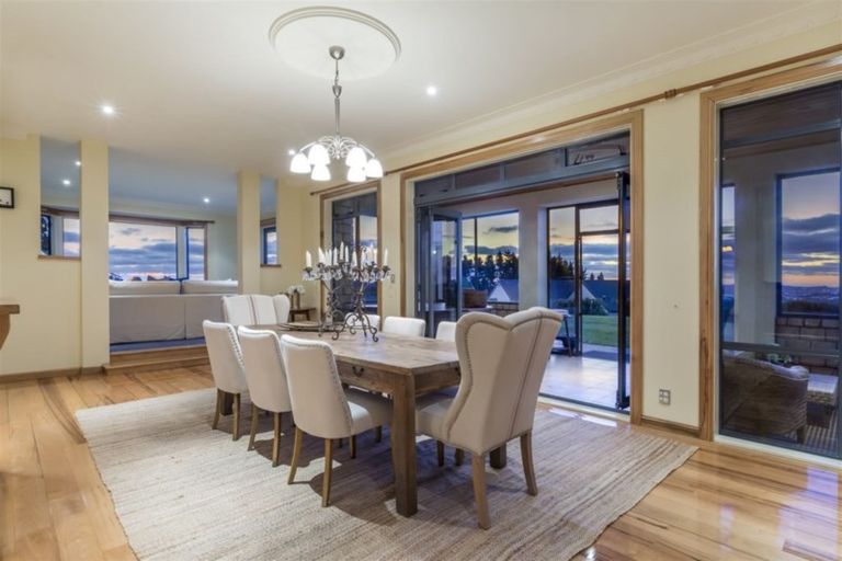 Photo of property in 1 Michael Bosher Way, Flat Bush, Auckland, 2019