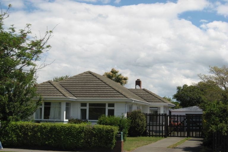 Photo of property in 393 Wairakei Road, Burnside, Christchurch, 8053