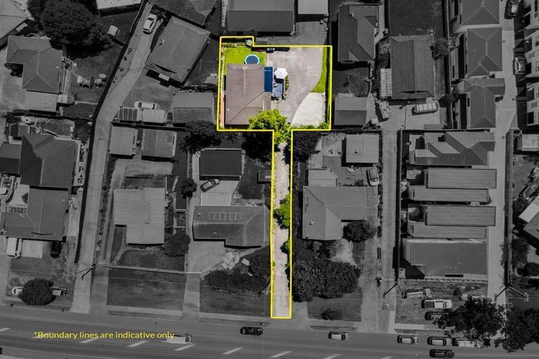 Photo of property in 1/541 Swanson Road, Ranui, Auckland, 0612