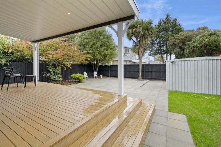 Photo of property in 22 Winton Street, St Albans, Christchurch, 8014