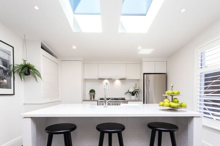 Photo of property in 6 Rugby Street, Merivale, Christchurch, 8014