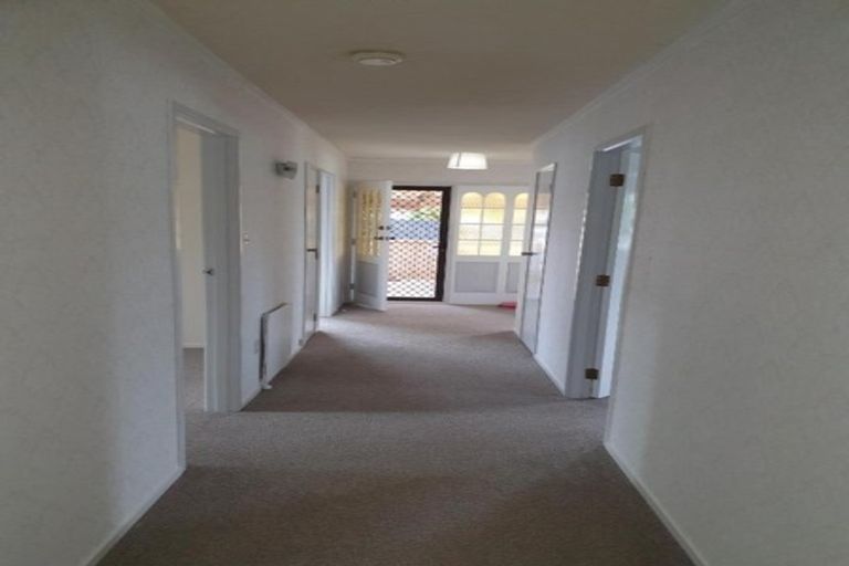 Photo of property in 2/423 Great South Road, Rosehill, Papakura, 2113