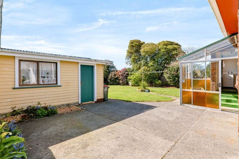 Photo of property in 16 Hamlet Street, Stratford, 4332