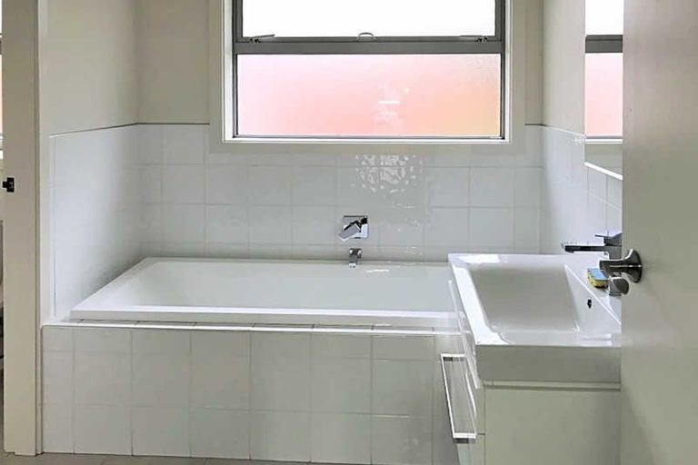 Photo of property in 1 Rutherglen Avenue, Ilam, Christchurch, 8041