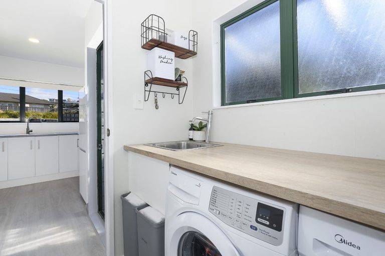 Photo of property in 169a Otumoetai Road, Brookfield, Tauranga, 3110