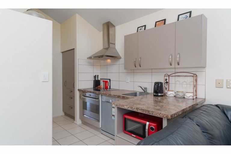 Photo of property in 144b Blenheim Road, Riccarton, Christchurch, 8041