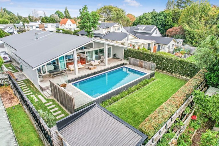 Photo of property in 4 Armagh Street, Hamilton East, Hamilton, 3216