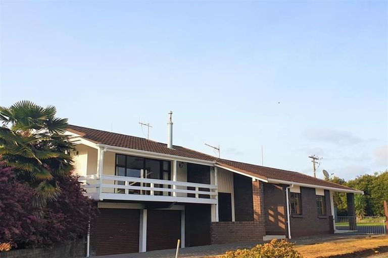 Photo of property in 10a Kowhai Park Road, Maunu, Whangarei, 0110