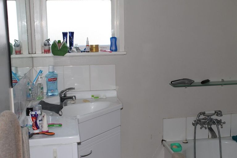 Photo of property in 3/155 Shakespeare Road, Milford, Auckland, 0620