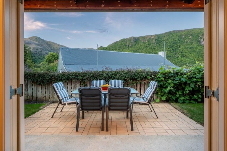 Photo of property in 4a Kent Street, Arrowtown, 9302