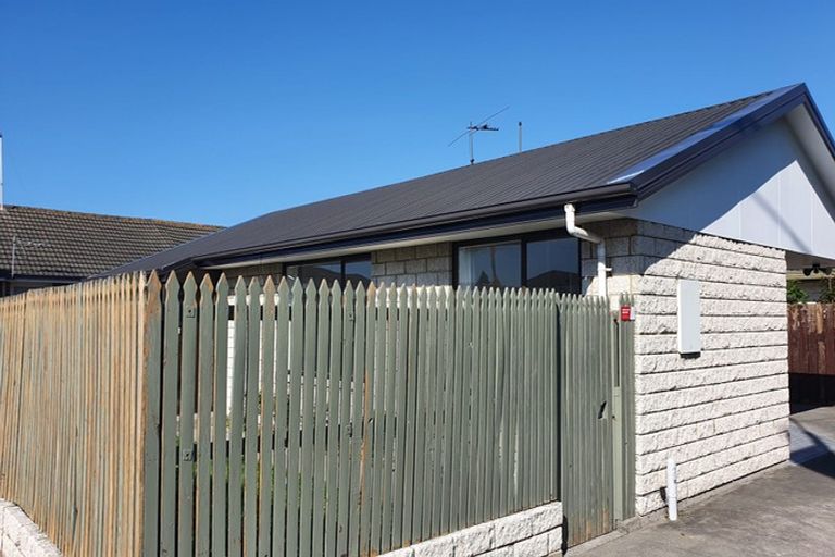 Photo of property in 1/260 Lincoln Road, Addington, Christchurch, 8024