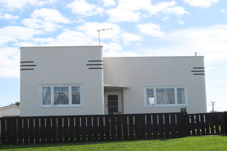 Photo of property in 9 Owen Street, Gonville, Whanganui, 4501