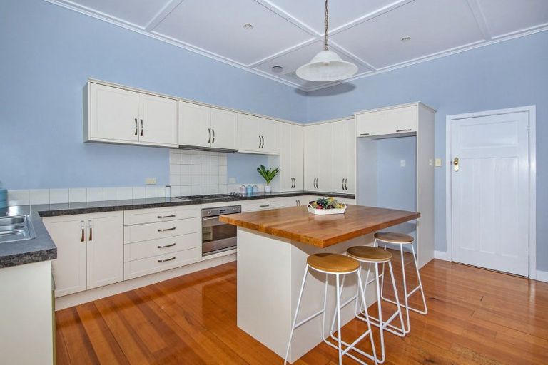 Photo of property in 11 Kent Road, Regent, Whangarei, 0112