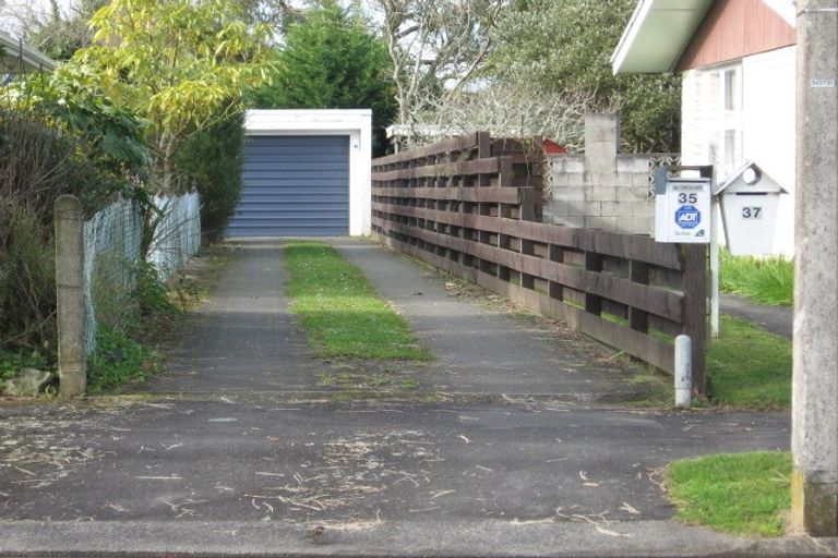 Photo of property in 35 Springfield Crescent, Enderley, Hamilton, 3214