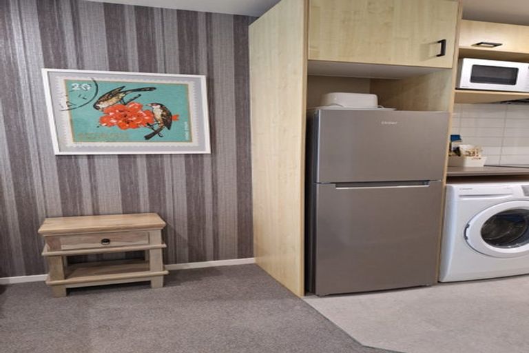 Photo of property in 23 Emily Place, Bellevue, Tauranga, 3110