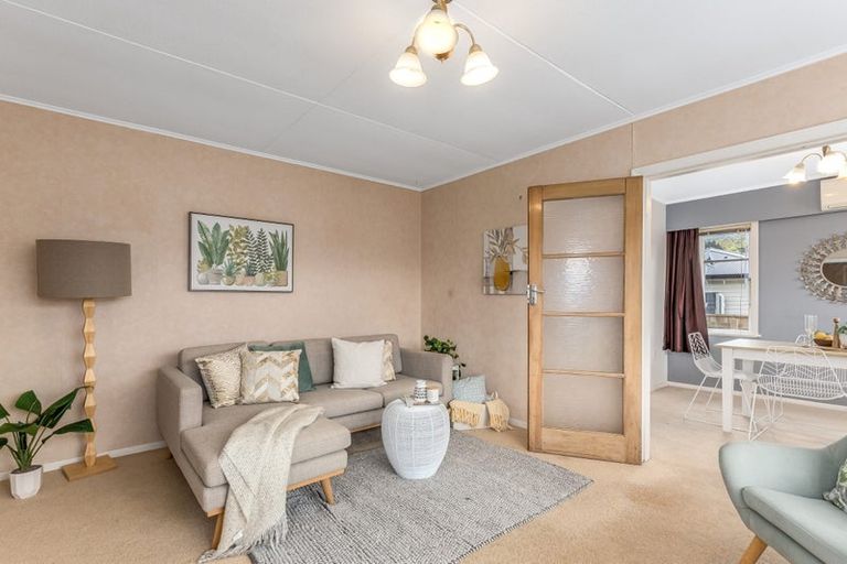 Photo of property in 15 Moohan Street, Wainuiomata, Lower Hutt, 5014