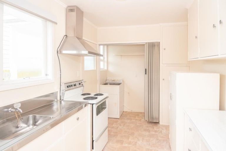 Photo of property in 6 Central Street, Whataupoko, Gisborne, 4010