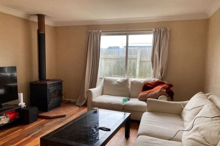 Photo of property in 8 Victor Road, Raumati Beach, Paraparaumu, 5032