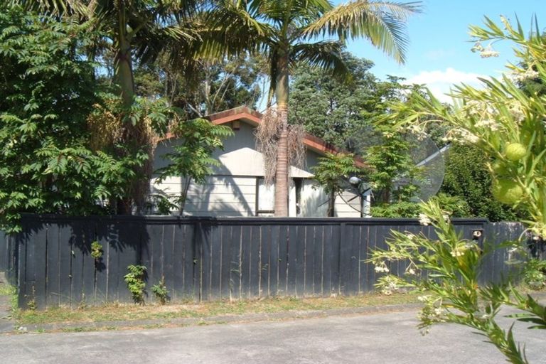 Photo of property in 1/170 Universal Drive, Henderson, Auckland, 0610