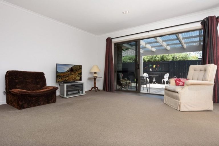 Photo of property in 11 Hansard Place, Bethlehem, Tauranga, 3110