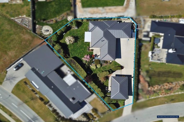 Photo of property in 3 Clearview Street, Wanaka, 9305