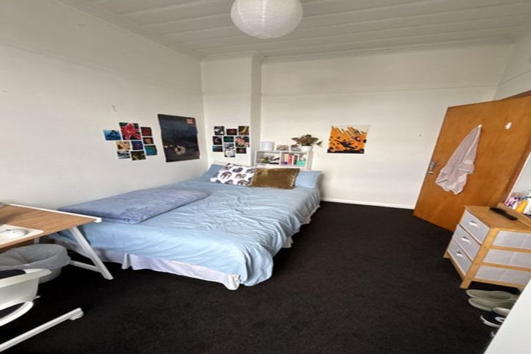 Photo of property in 21a Hargreaves Street, Mount Cook, Wellington, 6021