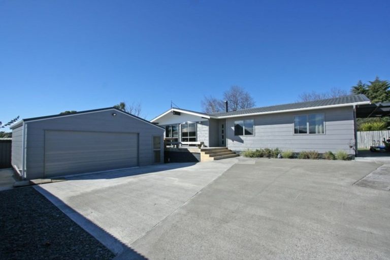 Photo of property in 76 Richmond Avenue, Richmond Heights, Taupo, 3330