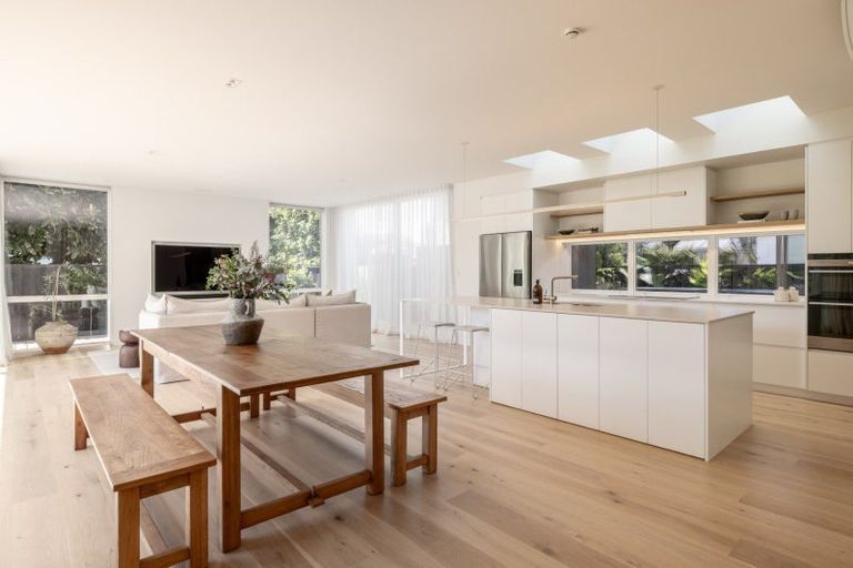 Photo of property in 12c Terrace Avenue, Mount Maunganui, 3116