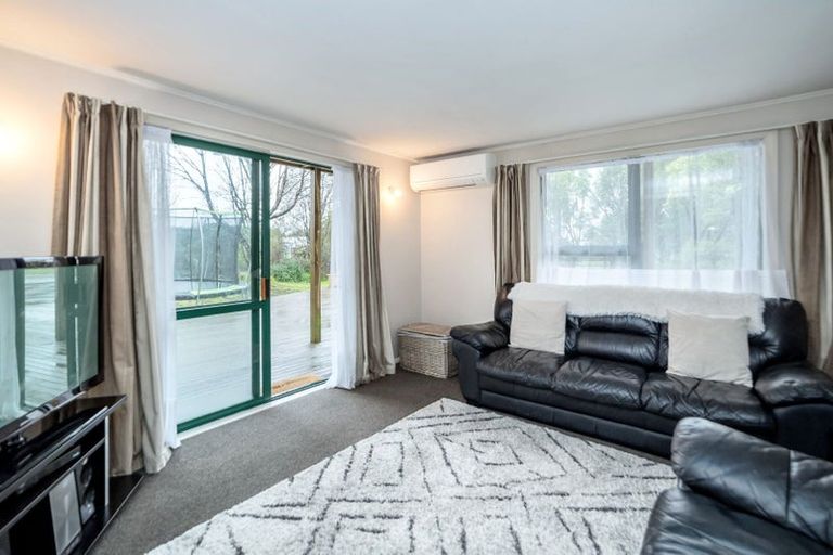 Photo of property in 51 Charles Street, Carterton, 5713