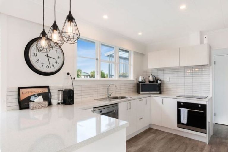 Photo of property in 15a Freemans Road, Otaki, 5512