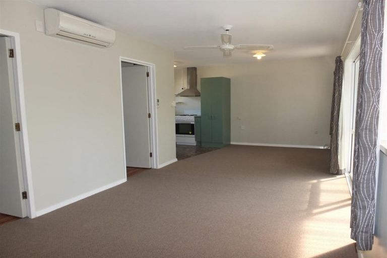 Photo of property in 1/50 Vancouver Crescent, Wainoni, Christchurch, 8061