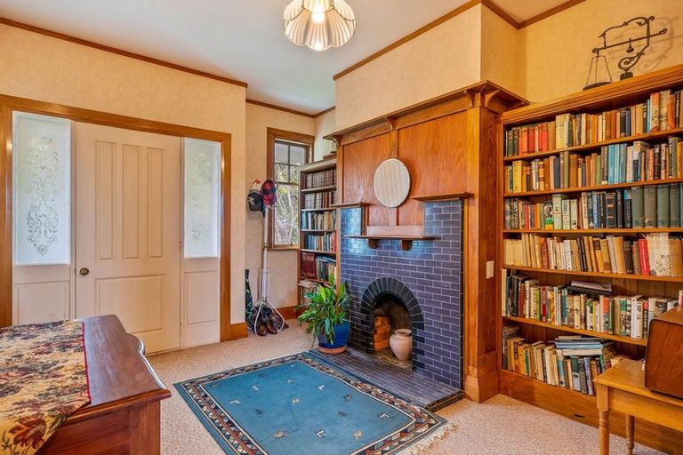 Photo of property in 69 Tilley Road, Paekakariki, 5034
